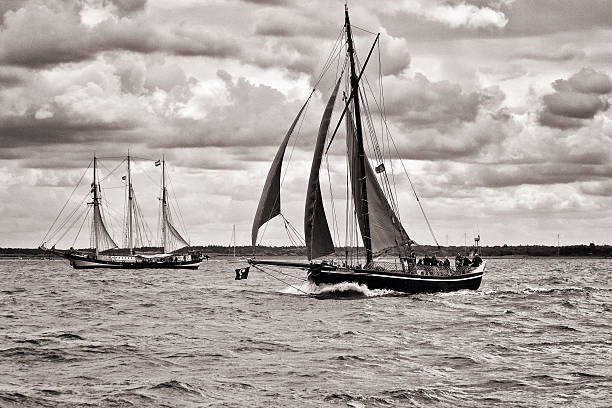 barco a vela - kutter - fotografias e filmes do acervo