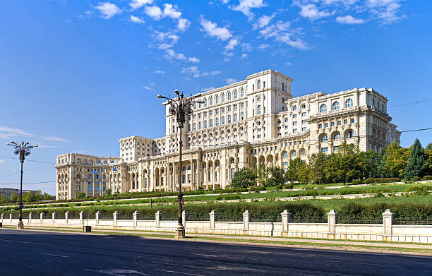 istock Romanian Parliament, Bucharest, Romania 508003094