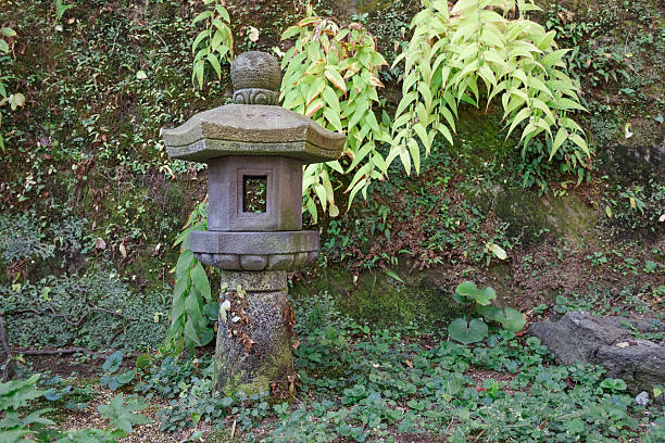 tempio hasedera in kamakura - hase temple foto e immagini stock