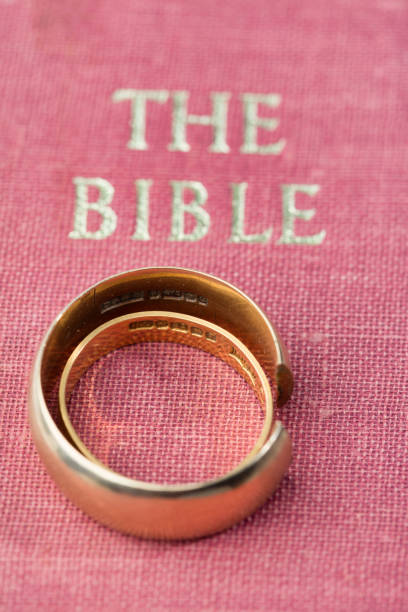 istock 1960s Wedding Rings - Broken Marriage 508026962