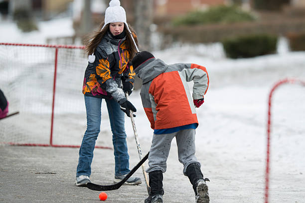 400+ Hockey Callejero Fotos Fotografías de stock, fotos e imágenes