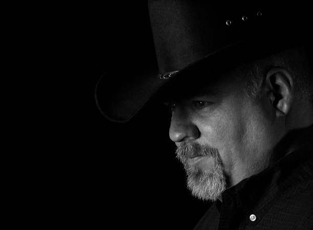 istock Monochrome Side Profile of Cowboy 508034570