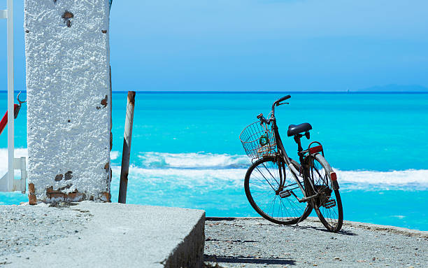 istock Bike by the sea 508051557