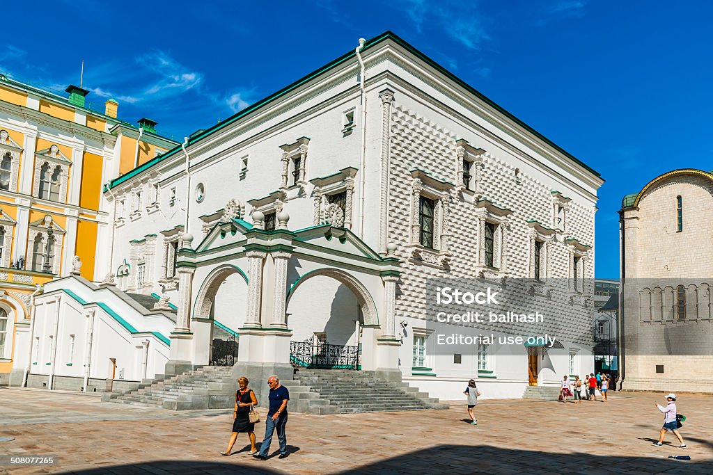 Palazzo della sfaccettature del Cremlino - Foto stock royalty-free di Adulto