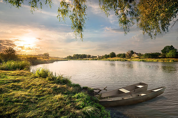 istock River in the countryside 508097915