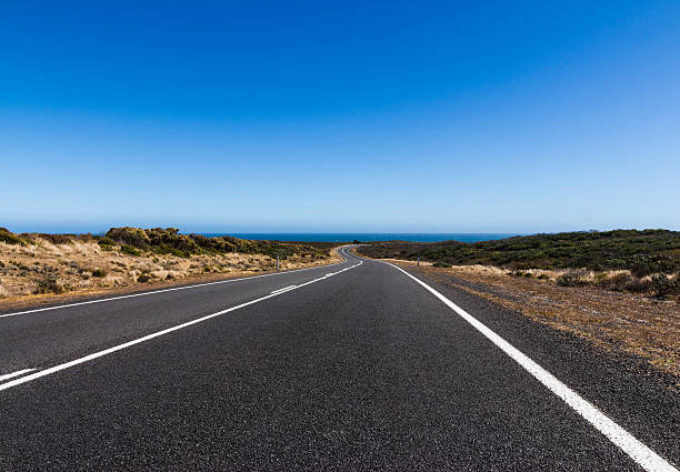 istock Straight and bend on the great ocean road 508122657