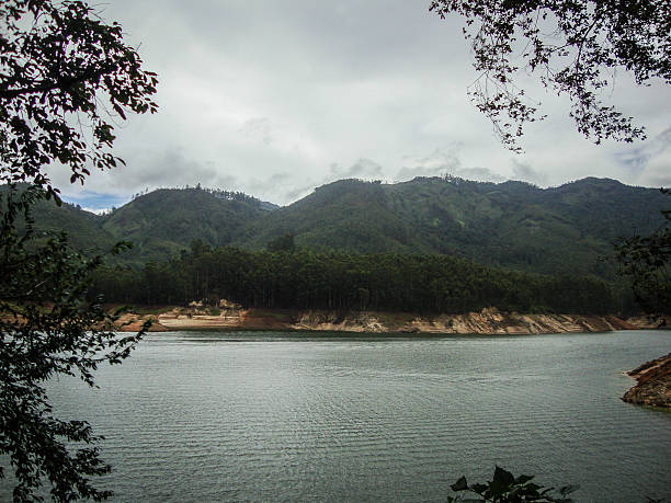 istock Mountain & Lake View of Munnar during a cloudy day 508124257