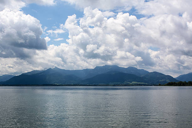 istock Beautiful mountain lake in the Austrian Alps 508155512