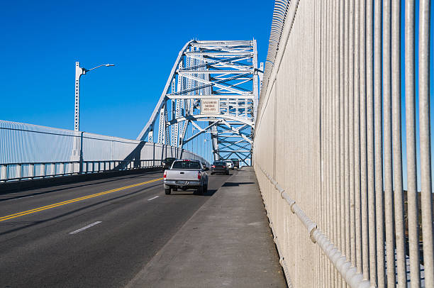 istock Light Traffic on the Sagamore Bridge 508177786