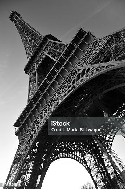 Tour Eiffel — стоковые фотографии и другие картинки Архитектура - Архитектура, Башня, Без людей