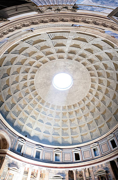 istock Light beam through dome at the Pantheon in Rome, Italy 508184726