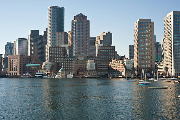 브룩할로우 보스턴 - boston skyline panoramic boston harbor 뉴스 사진 이미지