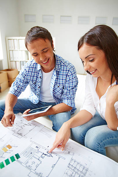 istock Couple of young settlers 508201199