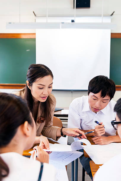 istock Students and Teacher Studing Chinese, Hong Kong 508209047
