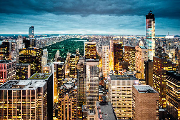 vista aérea de la ciudad de nueva york - upper west side manhattan fotografías e imágenes de stock