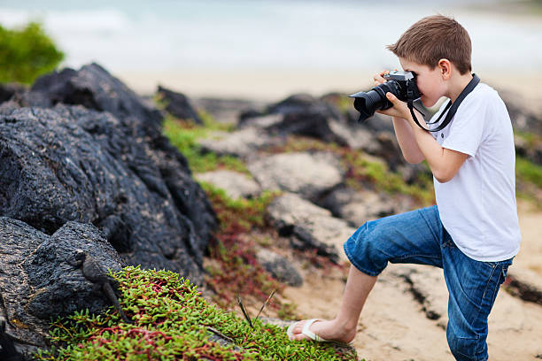 istock Young nature photographer 508214387