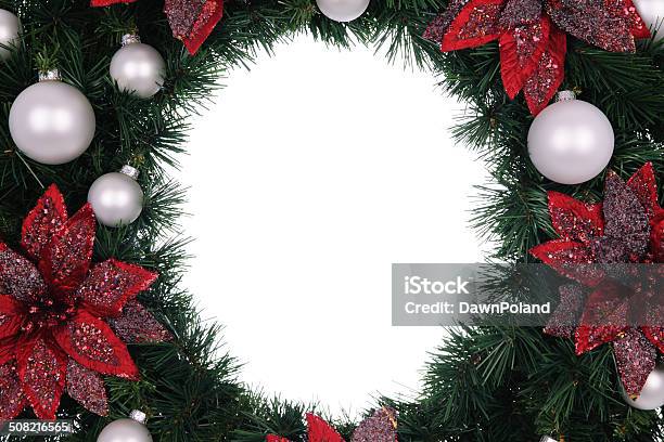 Corona Di Natale - Fotografie stock e altre immagini di Bianco - Bianco, Composizione orizzontale, Copy Space