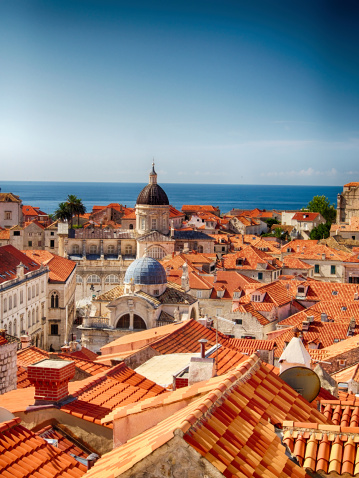 Rojo techos de Dubrovnik, Croacia photo