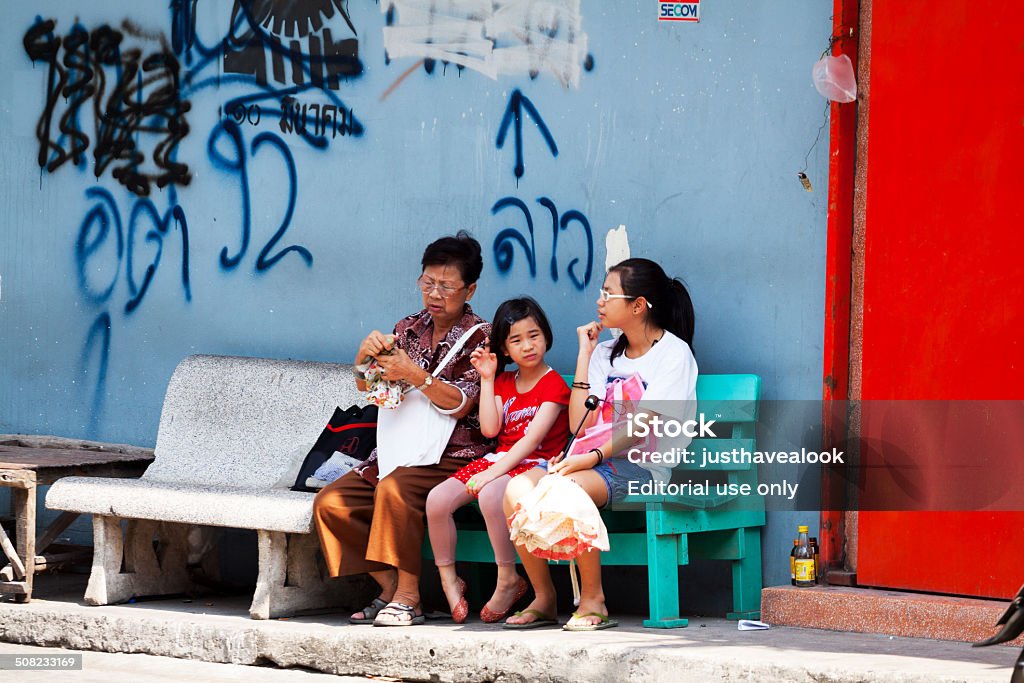 태국인 선임 여자 어린이와 - 로열티 프리 노인 스톡 사진