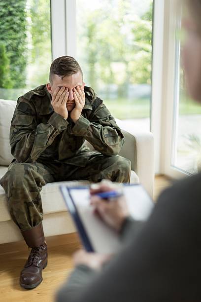 istock Despair military man on consultation 508264202