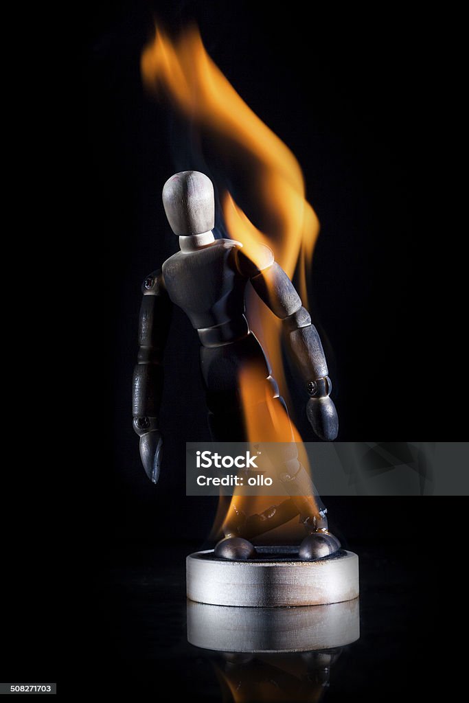 Ardor de madera s mannequin - Foto de stock de A la Parrilla libre de derechos