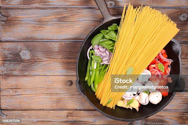One Pot Pasta Stock Photo - Download Image Now - Cooking Pan, Single Object, Pasta