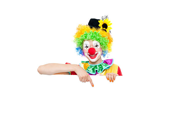 belle jeune femme en clown coloré - entertainment clown child circus photos et images de collection