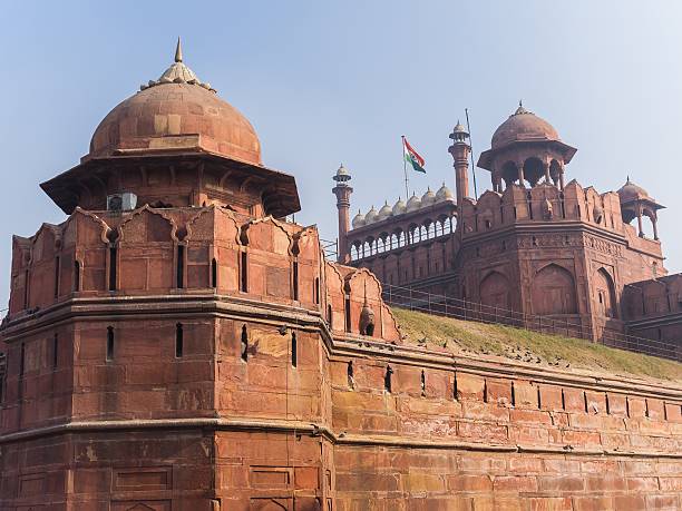 istock Visiting the red fort in Delhi 508325500