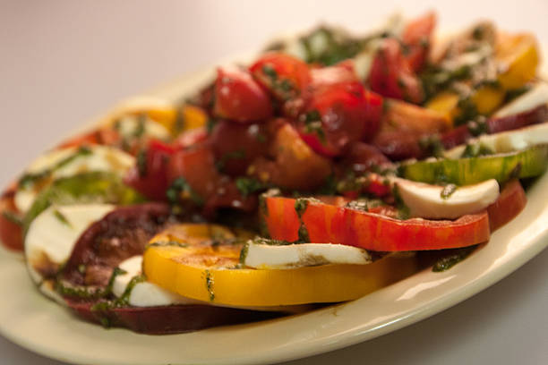 istock Plate of Heirloom Tomato Slices 508338924