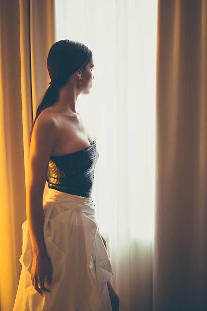 istock Glamour Girl 508340120