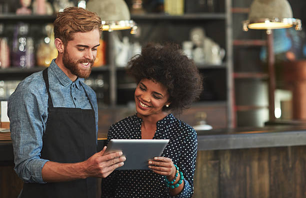 istock Reading the comments on their cafe's website 508384940