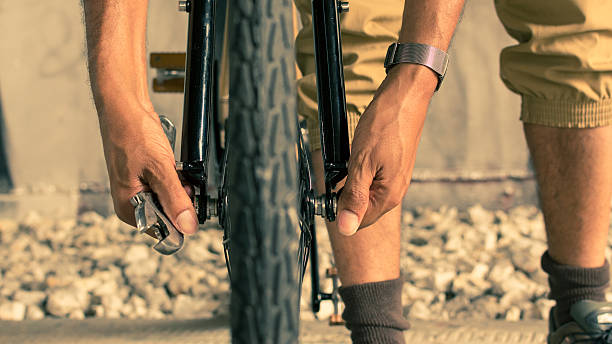 istock Bike, wheel adjustment 508398881