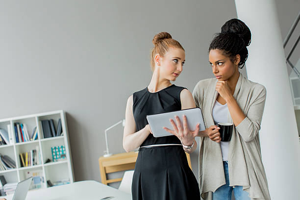 istock Young women in the office 508405255