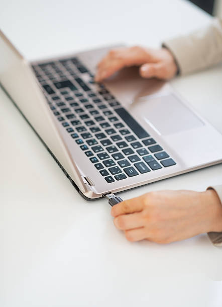 istock Business woman plug in usb flash 508426721