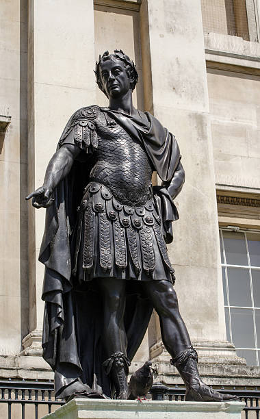 estatua del rey james ii, trafalgar square - jacobo ii de inglaterra fotografías e imágenes de stock