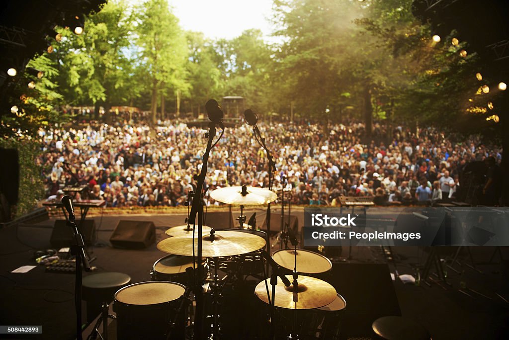 Gehen Sie auf die Bühne bereit - Lizenzfrei Musikfestival Stock-Foto