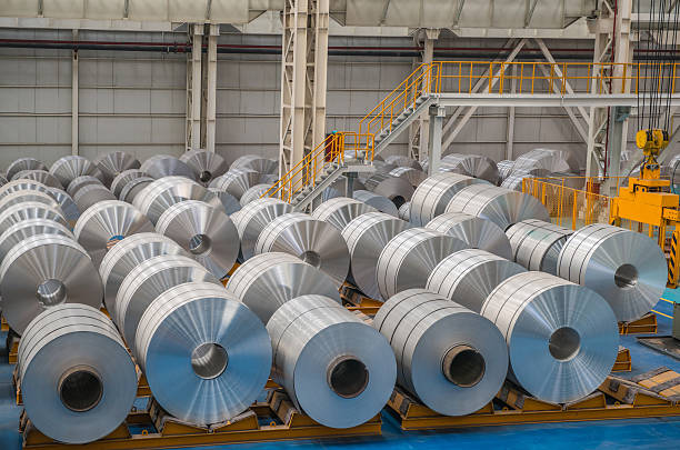 grande rolos de alumínio na fábrica de aço - stainless stell imagens e fotografias de stock