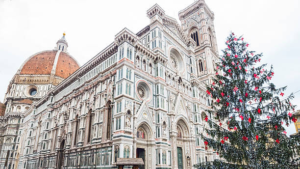 istock Florence Cathedral on Christmas 508488154