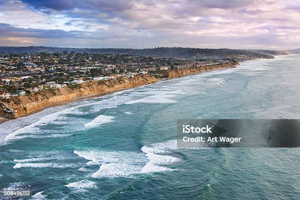Coastline Of Solana Beach California San Diego Stock Photo - Download Image Now - Solana Beach, Cliff, San Diego