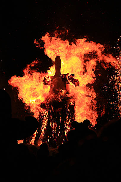 istock Burning of Maslenitsa Scarecrow in evening 508508278