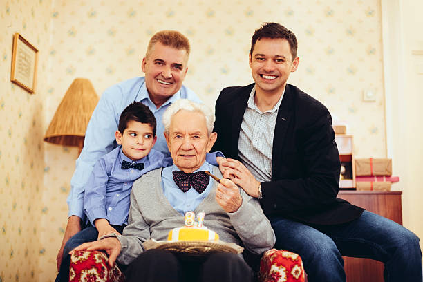 생일 축하합니다! - long life cake birthday cake grandparent 뉴스 사진 이미지