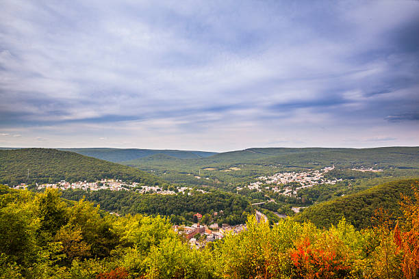 Flagstaff Mountain Park, Carbon County, Pennsylvania Scenic view from Flagstaff Mountain Park to Jim Thorp (Mouth Chunk), Carbon County, Pennsylvania. the poconos stock pictures, royalty-free photos & images