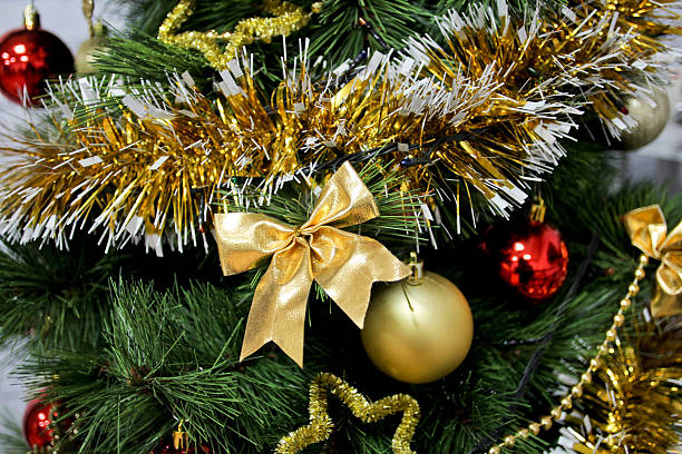 istock Golden bow on the Christmas tree 508546360