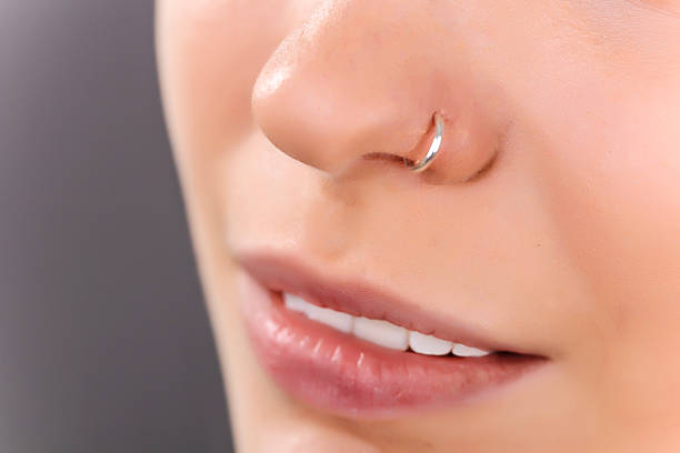 nose-piercing - piercing stock-fotos und bilder