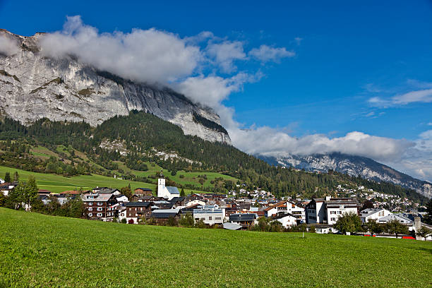 flims 대한 추절 일 - landscape laax graubunden canton switzerland 뉴스 사진 이미지