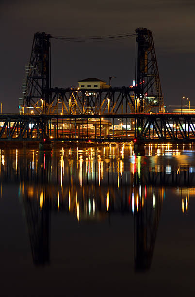 istock Girders of Light 508550318