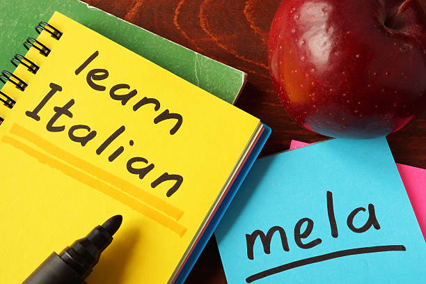 istock Notebook with learn Italian sign. Education concept. 508588318