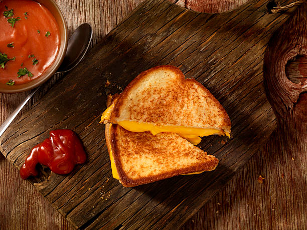 istock Grilled Cheese Sandwich With Tomato Soup 508625970