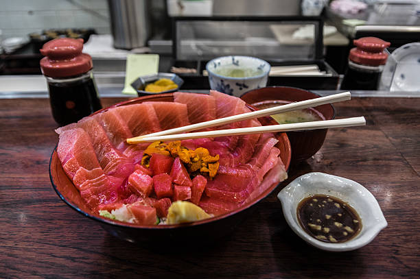 тунец сашими - tuna tuna steak raw bluefin tuna стоковые фото и изображения