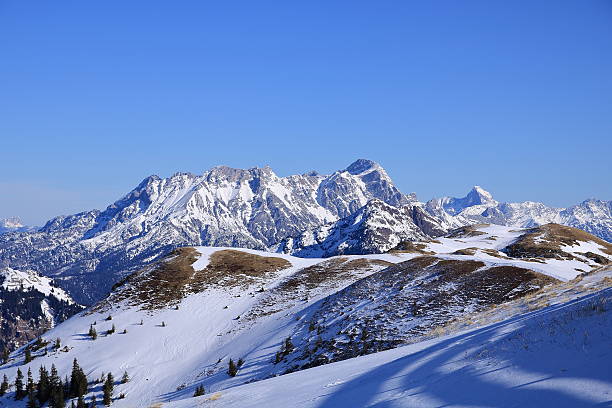 istock Saalbach Ski Circus mountain resort, Austria at winter time 508652744
